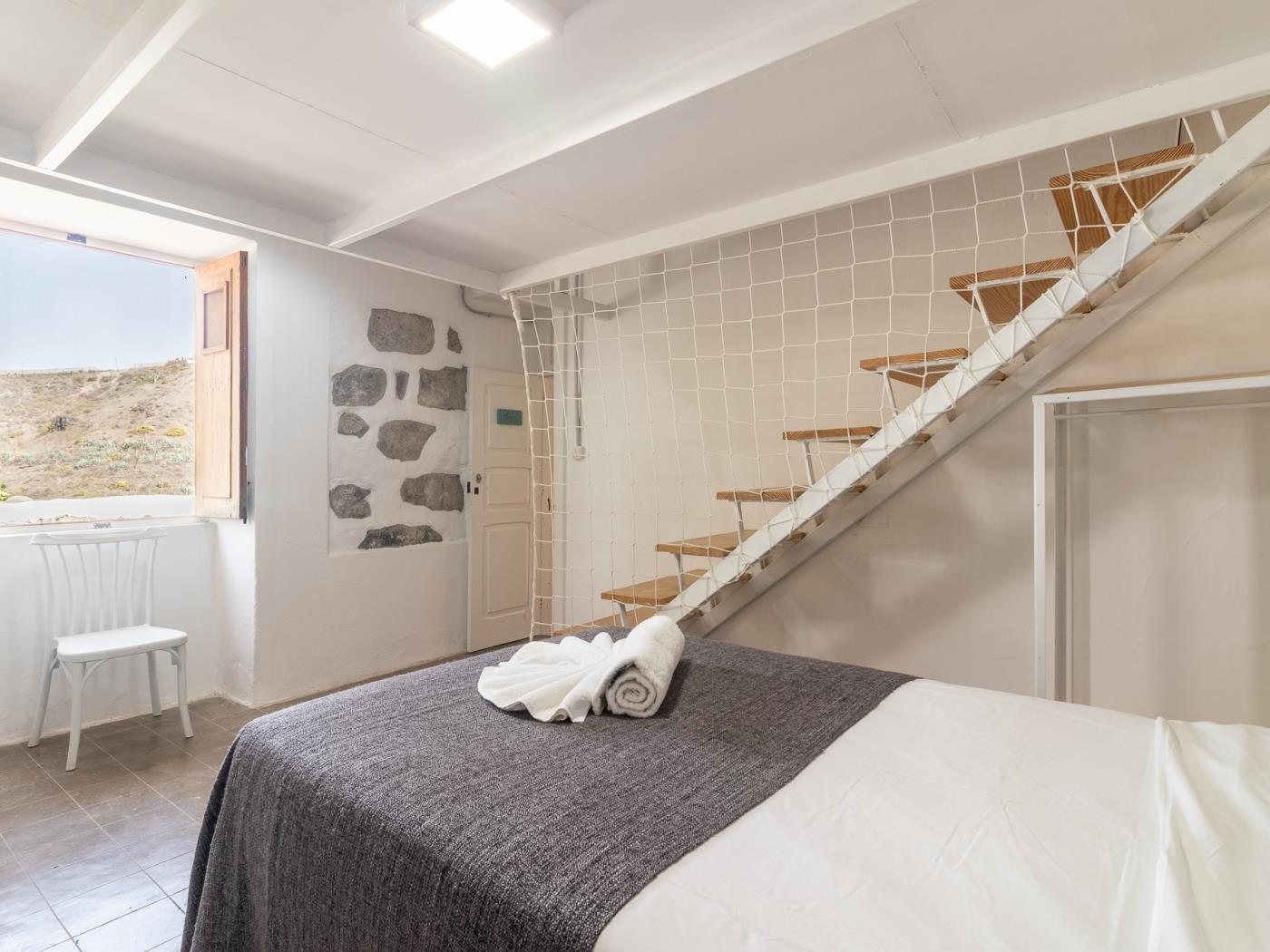 Charming Canarian House | Pool and Jacuzzi | Up to 9 People in Las Palmas de Gran Canaria